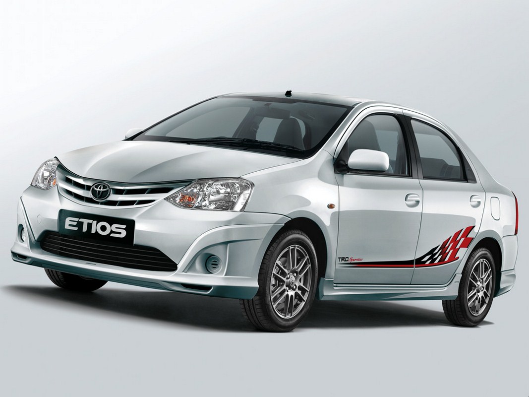 toyota etios racing trd #6