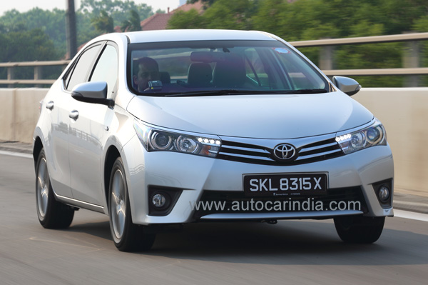 review of toyota altis india #5