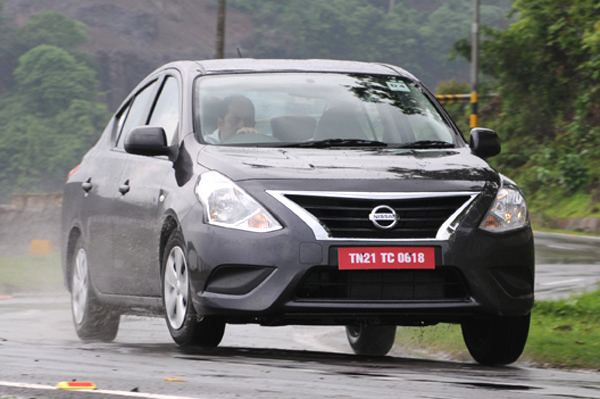 Nissan sunny car review india #4