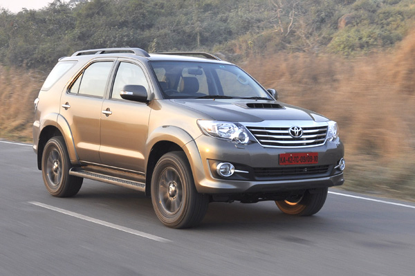 Toyota fortuner 3 0 review