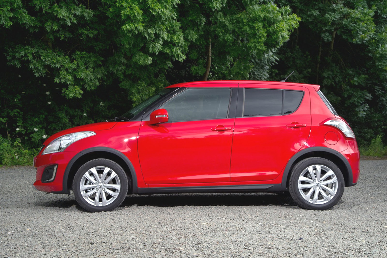 Suzuki Swift Facelift 4X4 Photo Gallery | Car Gallery | Premium ...