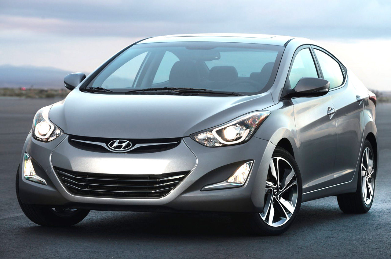 Hyundai Elantra facelift photo gallery Car Gallery Entry luxury