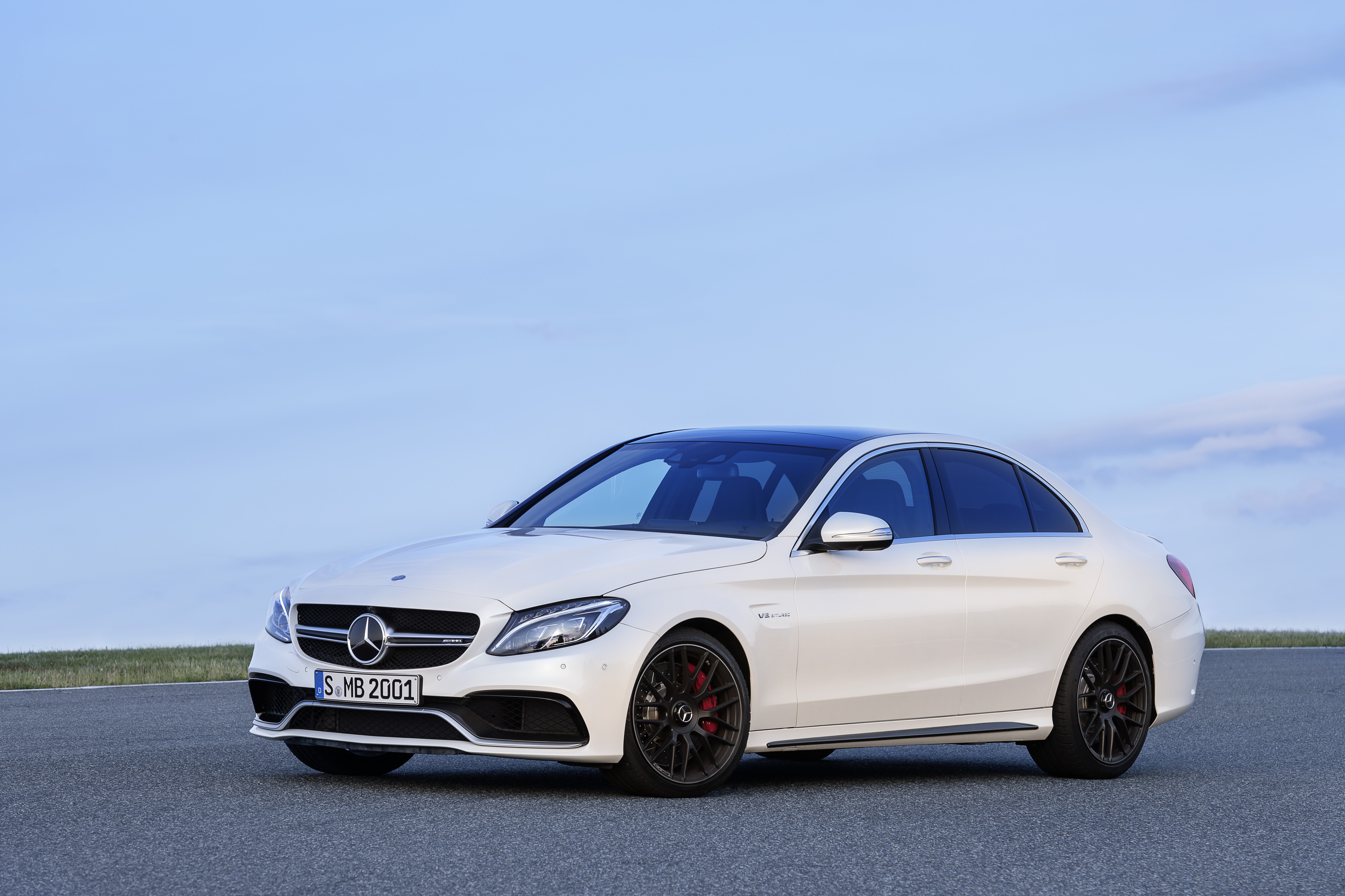 Mercedes c63 photo gallery #7